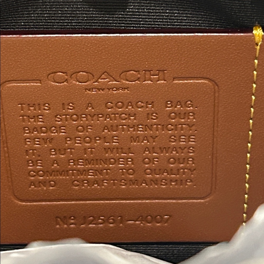 Coach (NWT) Houston Map Bag - Picture 4 of 16